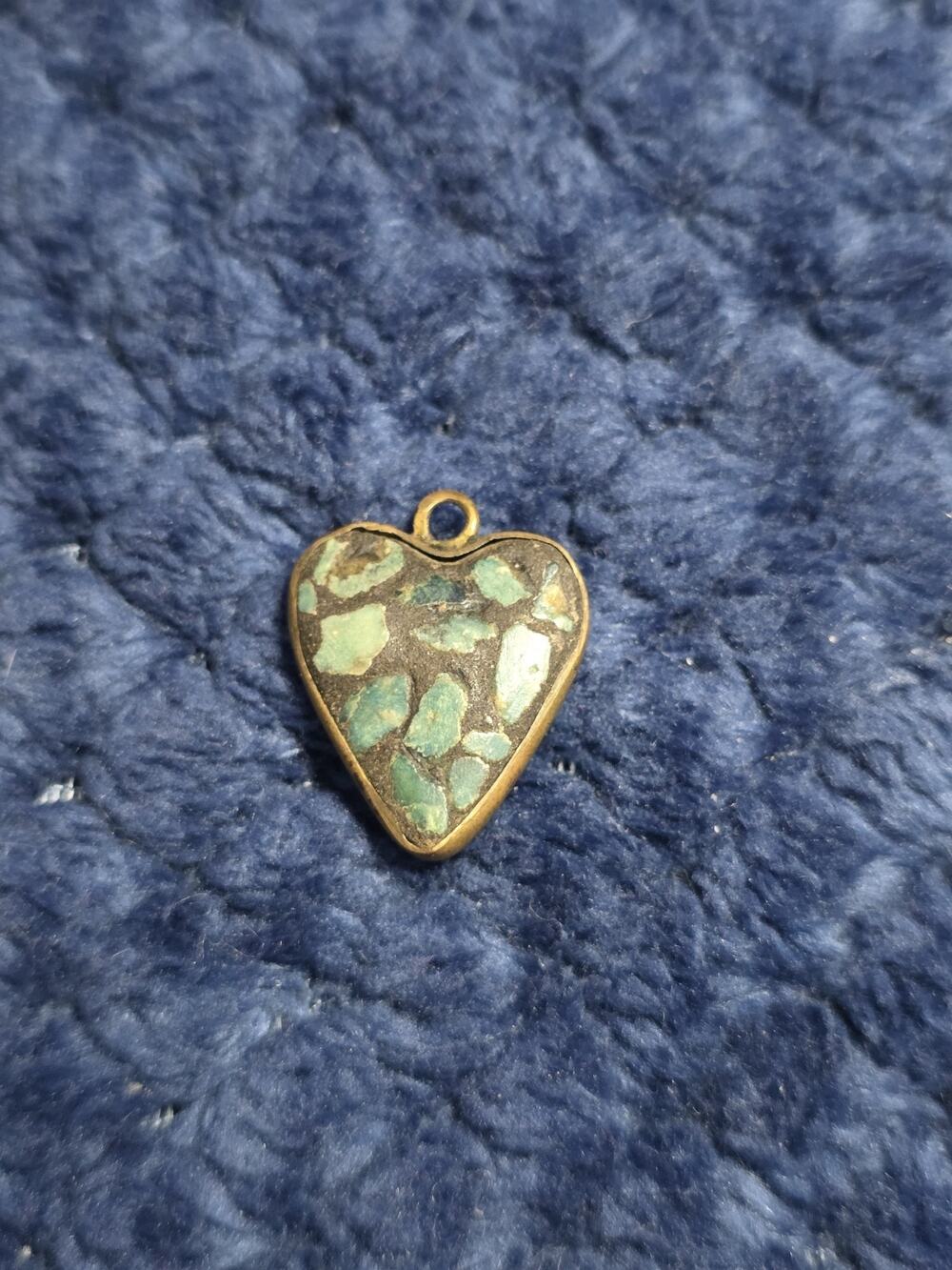 Vintage Brass Turquoise Chip Mosaic Heart Pendant Inlay Boho Crushed Stone Charm
